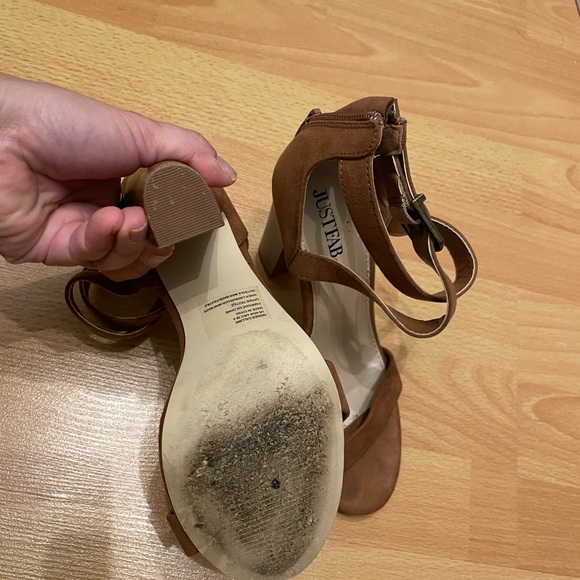 Caramel Faux Suede Block Platform Heels - Picture 3 of 3